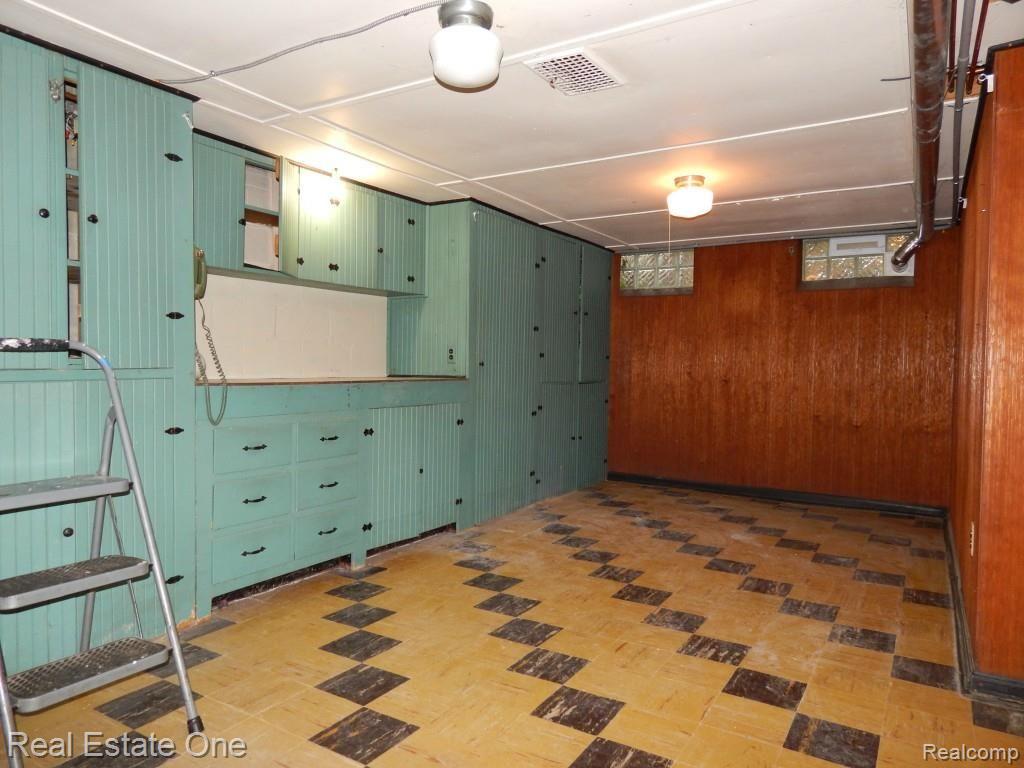 60 Amherst Road Pleasant Ridge, MI 48069 - Photo 44 of 44 DSCN2022.jpg