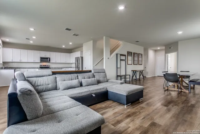 $389,000 | 6727 Ashcat, Converse, TX 78109