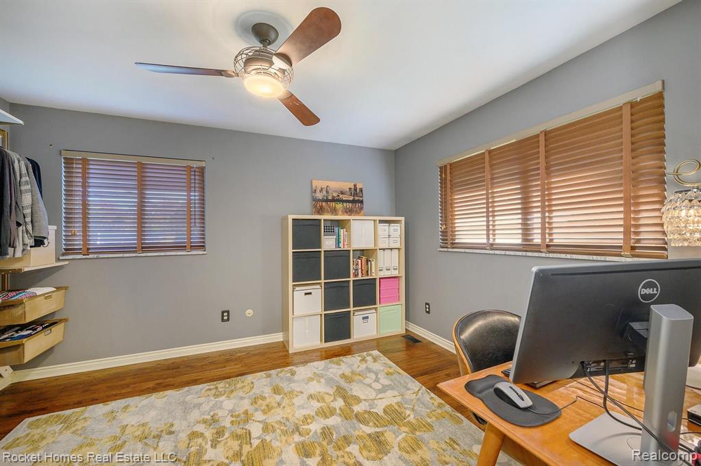 2 Cambridge Boulevard Pleasant Ridge, MI 48069 - Photo 37 of 50