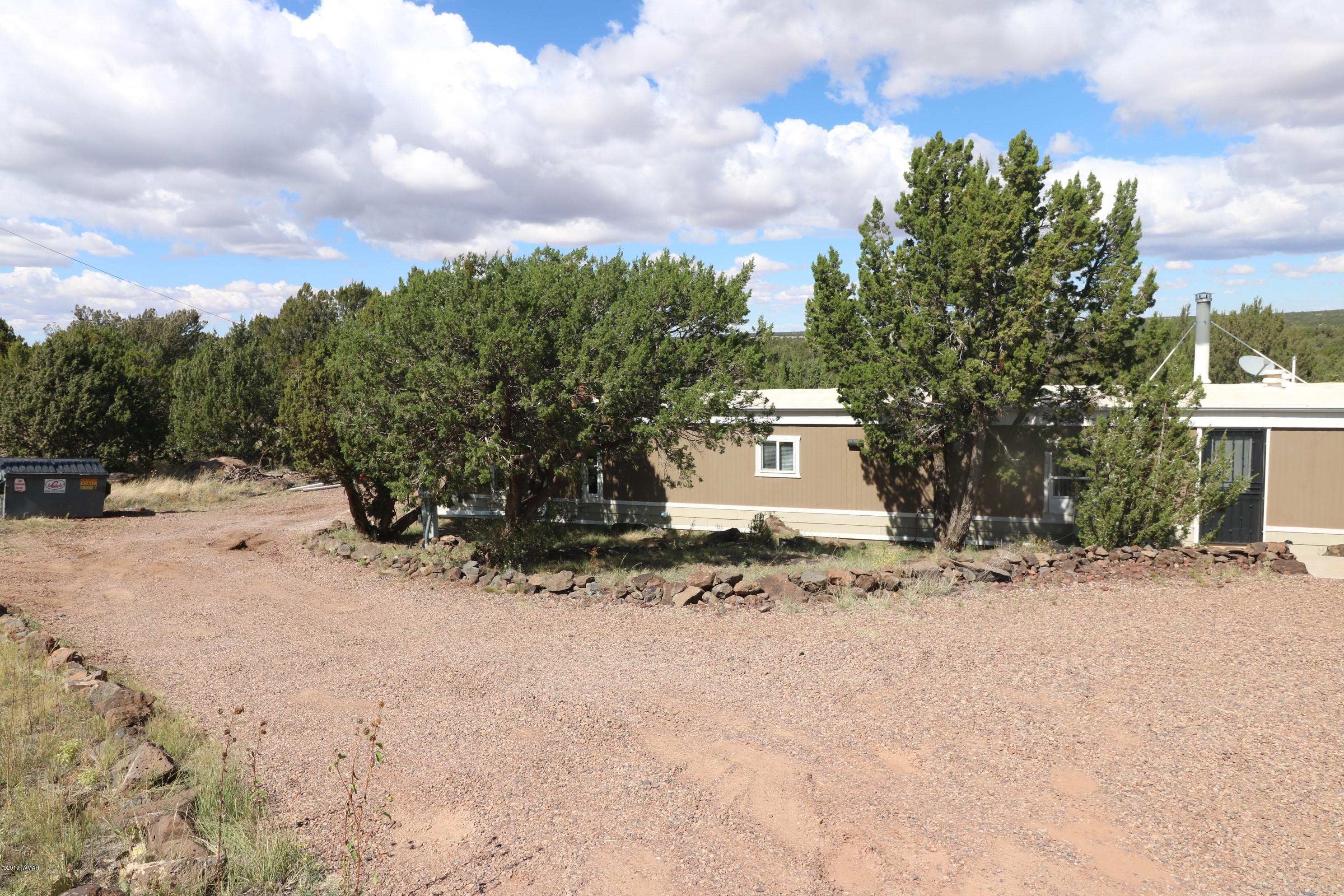 8618 Cox Drive Show Low, AZ 85901 - Photo 4 of 33