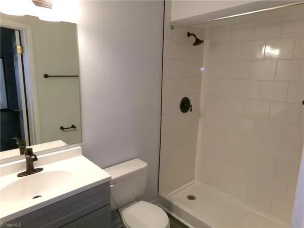 $1,650 | 218 Lamplighter Circle, Winston-Salem, NC 27104