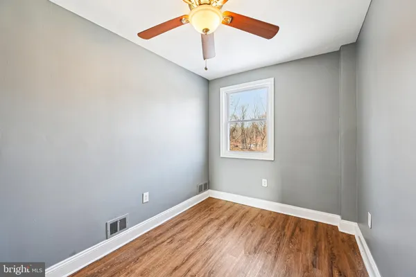 $249,000 | 1215 Cooks Lane, Baltimore, MD 21229