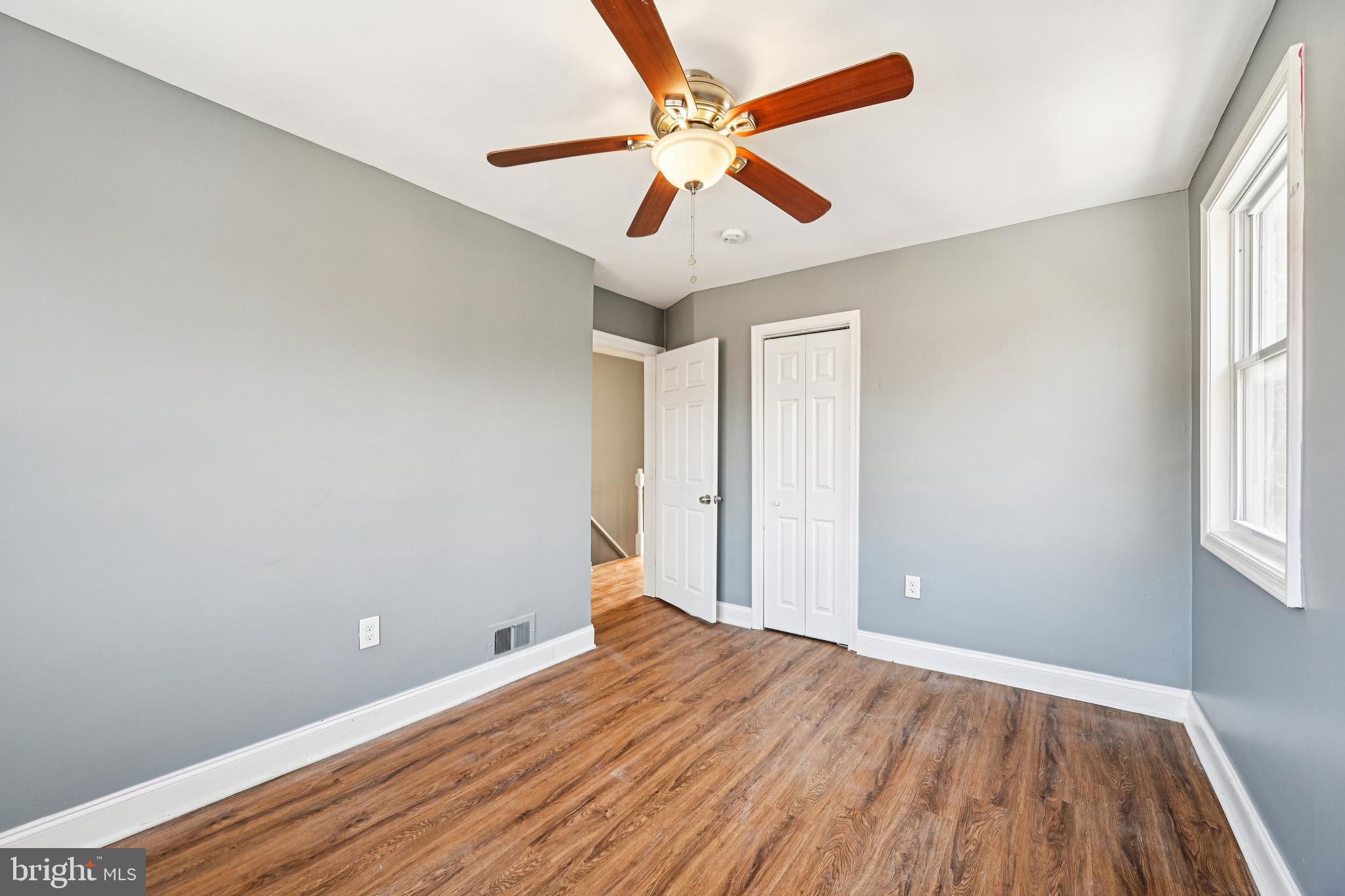 1215 Cooks Lane Baltimore, MD 21229 - Photo 23 of 45 Bedroom