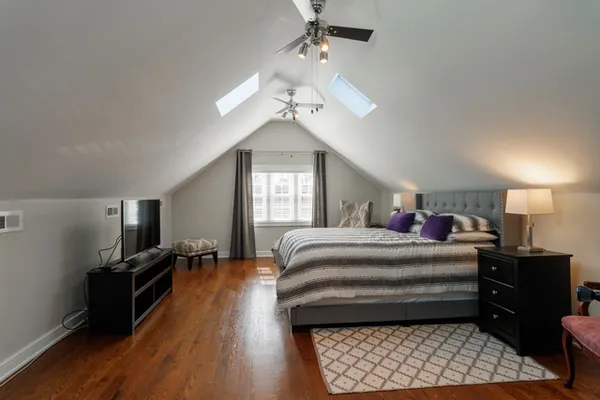 $629,900 | 1746 West 104th Place, Chicago, IL 60643