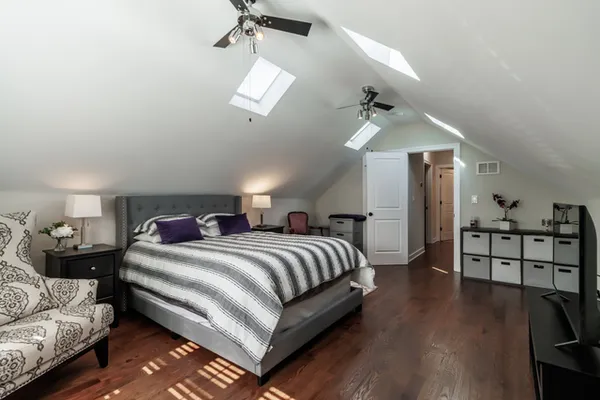 $629,900 | 1746 West 104th Place, Chicago, IL 60643