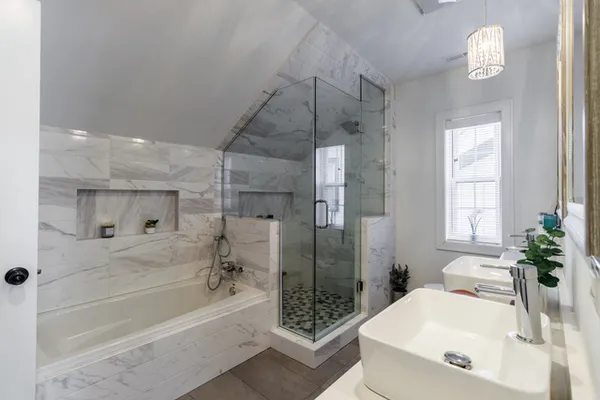 $629,900 | 1746 West 104th Place, Chicago, IL 60643