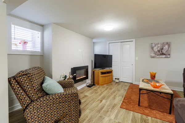 $629,900 | 1746 West 104th Place, Chicago, IL 60643