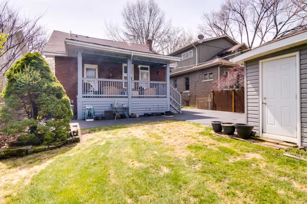 $629,900 | 1746 West 104th Place, Chicago, IL 60643