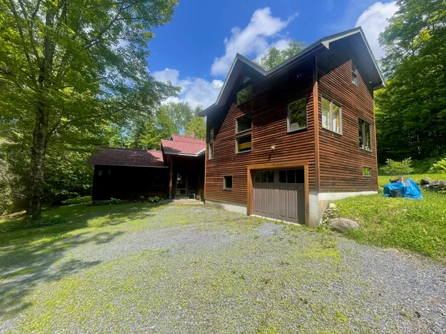 $585,000 | 1751 Kingdom Road, Vershire, VT 05079