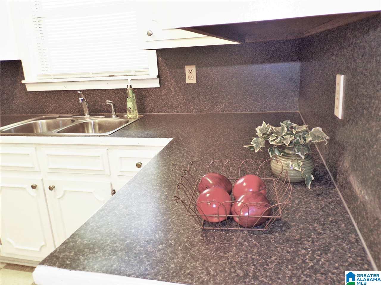 9868 Redcliff Road Birmingham, AL 35215 - Photo 7 of 22