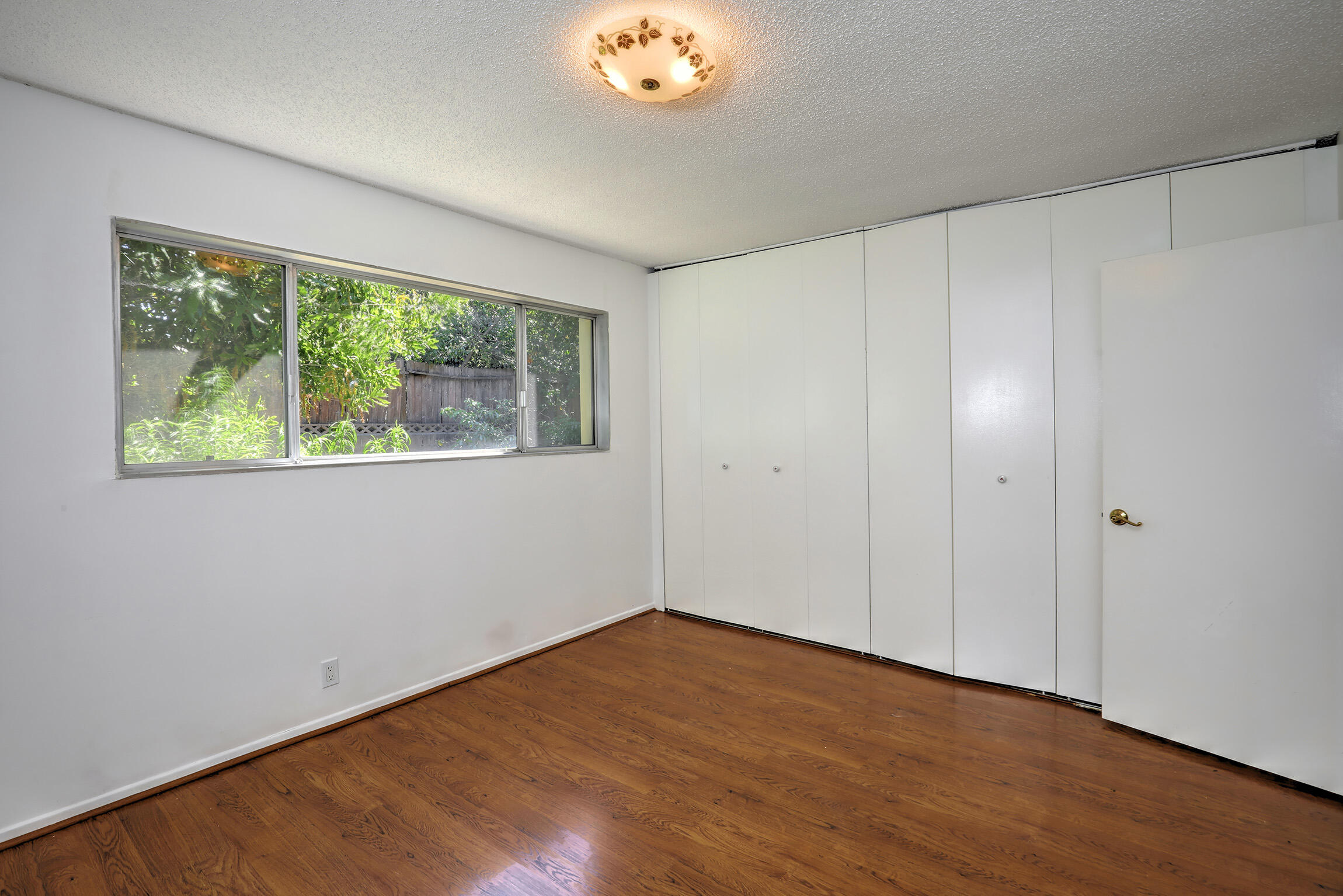 5722 Encina Road, Unit 3 Goleta, CA 93117 - Photo 9 of 19 Bedroom 1