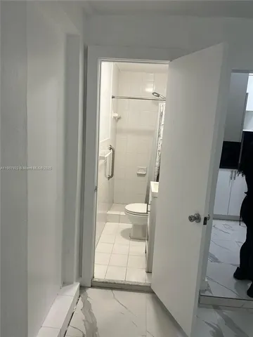 $1,250 | University Park, Miami, FL 33165