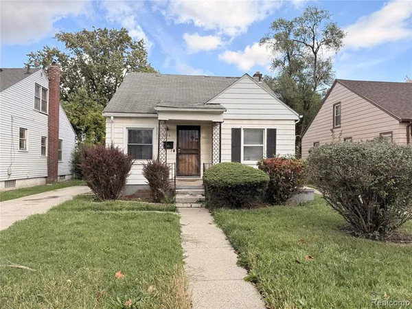 $62,000 | 8614 Hubbell Avenue, Detroit, MI 48228