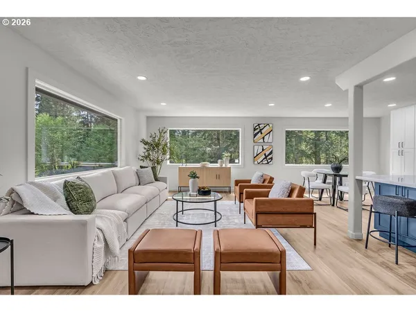 $649,900 | 77071 Delena Mayger Road, Rainier, OR 97048
