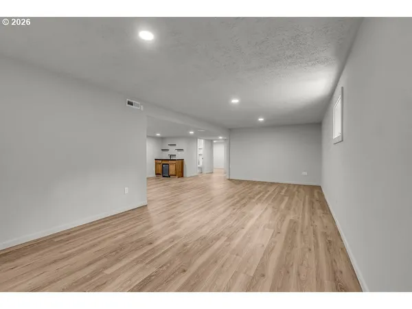 $649,900 | 77071 Delena Mayger Road, Rainier, OR 97048