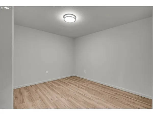 $649,900 | 77071 Delena Mayger Road, Rainier, OR 97048