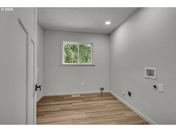 $649,900 | 77071 Delena Mayger Road, Rainier, OR 97048