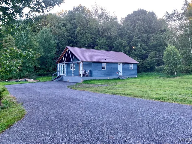 $295,000 | 2922 Lee Road, Florence, NY 13316