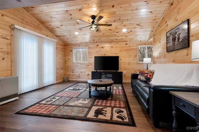 $295,000 | 2922 Lee Road, Florence, NY 13316