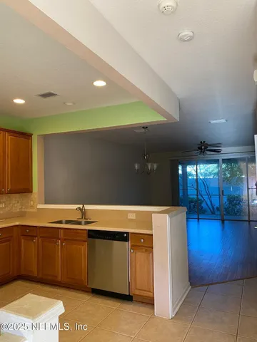 $1,895 | 4204 Crownwood Drive, Jacksonville, FL 32216