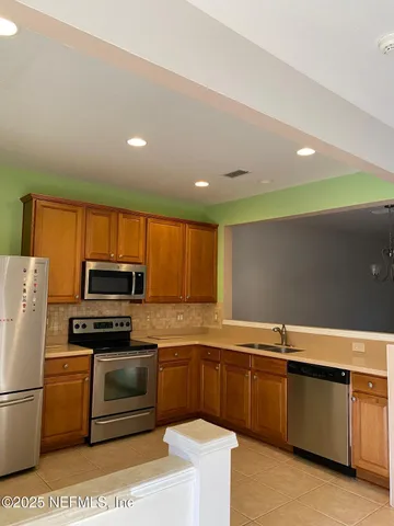 $1,895 | 4204 Crownwood Drive, Jacksonville, FL 32216