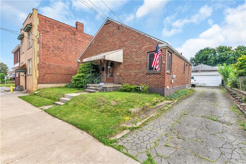 1105 Broadway Avenue McKees Rocks, PA 15136 - Photo 1 of 25 Gallery Image 1