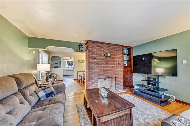1105 Broadway Avenue McKees Rocks, PA 15136 - Photo 5 of 25 Gallery Image 5