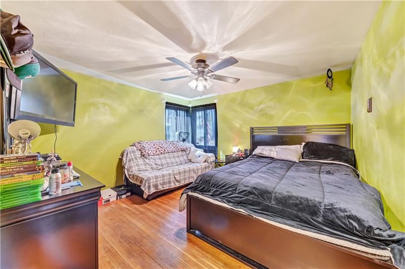 1105 Broadway Avenue McKees Rocks, PA 15136 - Photo 9 of 25 Gallery Image 9