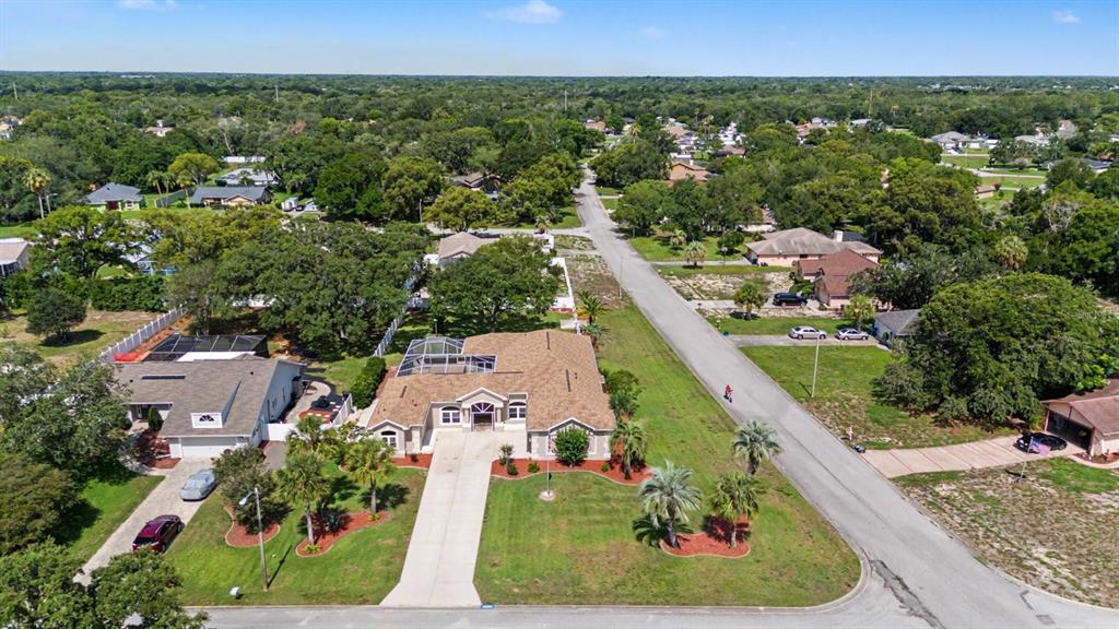 10339 Bedford Road Spring Hill, FL 34608 - Photo 5 of 47
