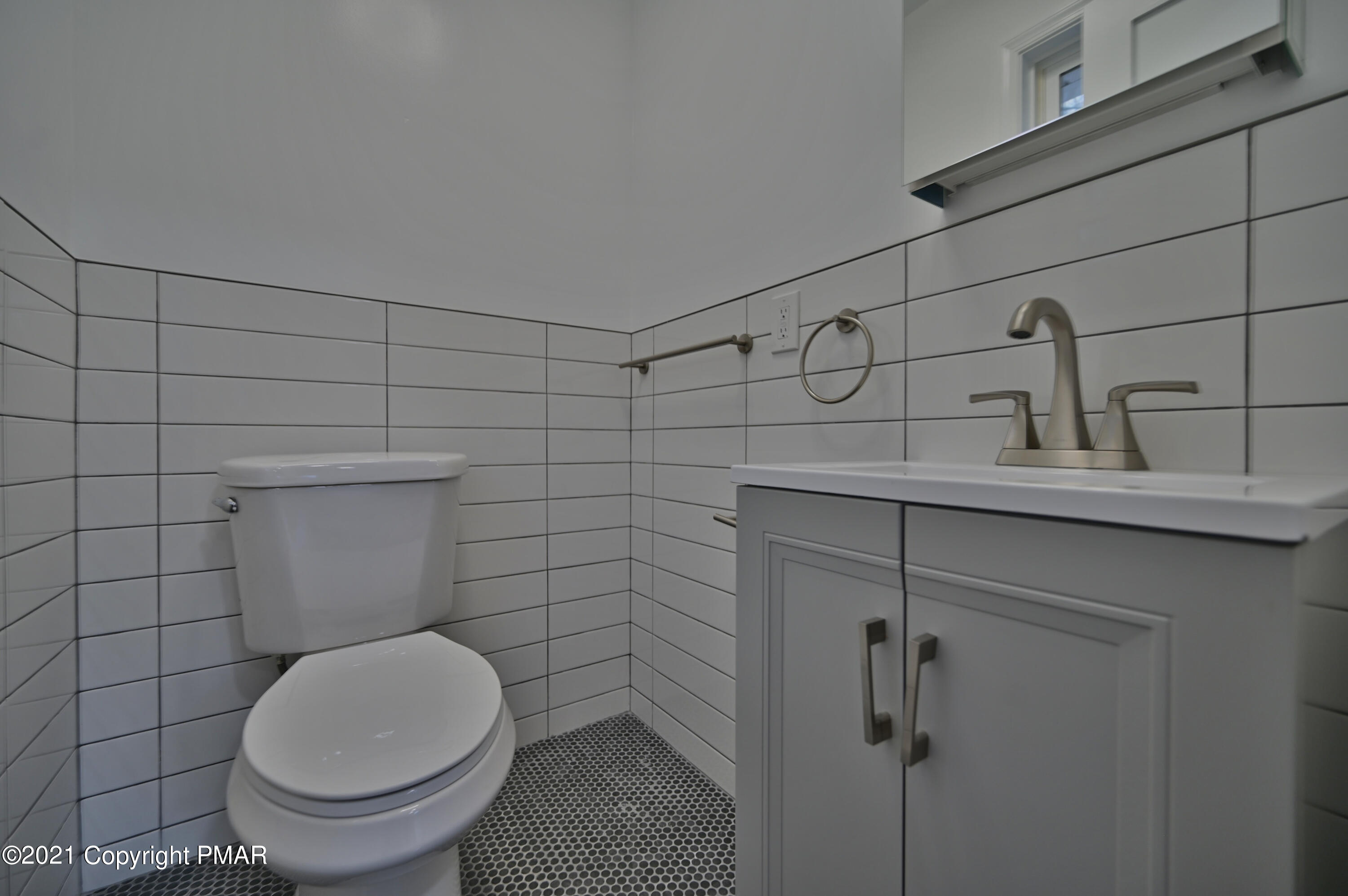 1140 Milford Road Dingmans Ferry, PA 18328 - Photo 29 of 44 Bathroom