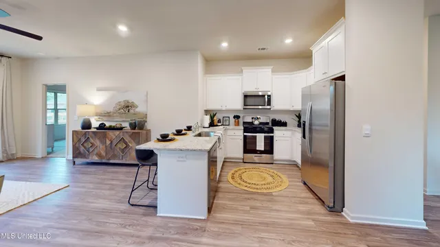 $274,900 | 502 Vista Pointe Drive, Pearl, MS 39208