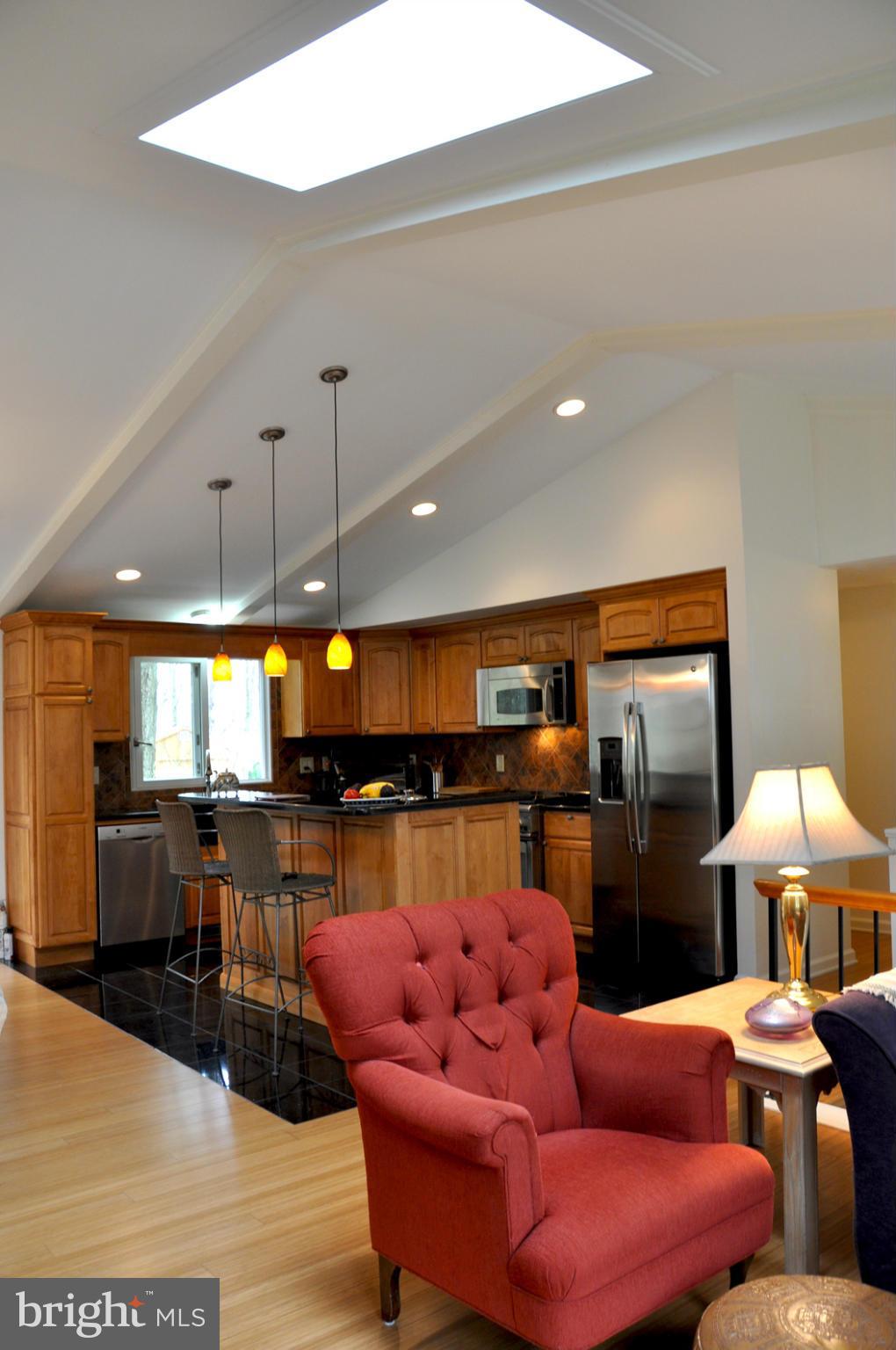 2116 Thomas View Road Reston, VA 20191 - Photo 9 of 30 Interior (General)