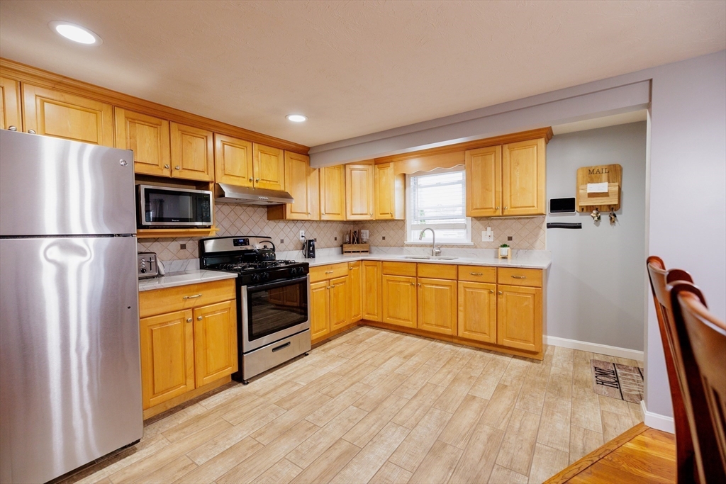 116 Bowler Street Fall River, MA 02723 - Photo 8 of 35 Gallery Image 8