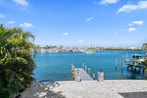 $12,000 | 116 Devon Drive, Clearwater Beach, FL 33767