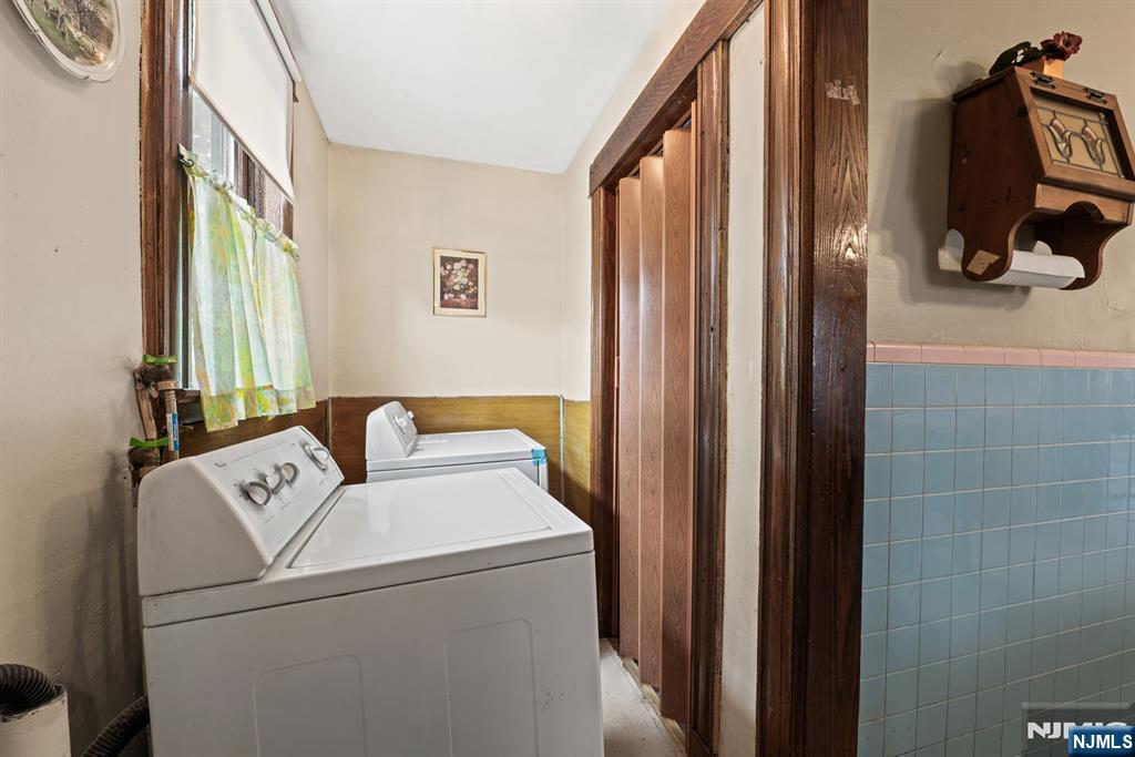 10 Beech Street Rutherford, NJ 07070 - Photo 22 of 41 a utility room with dryer and washer