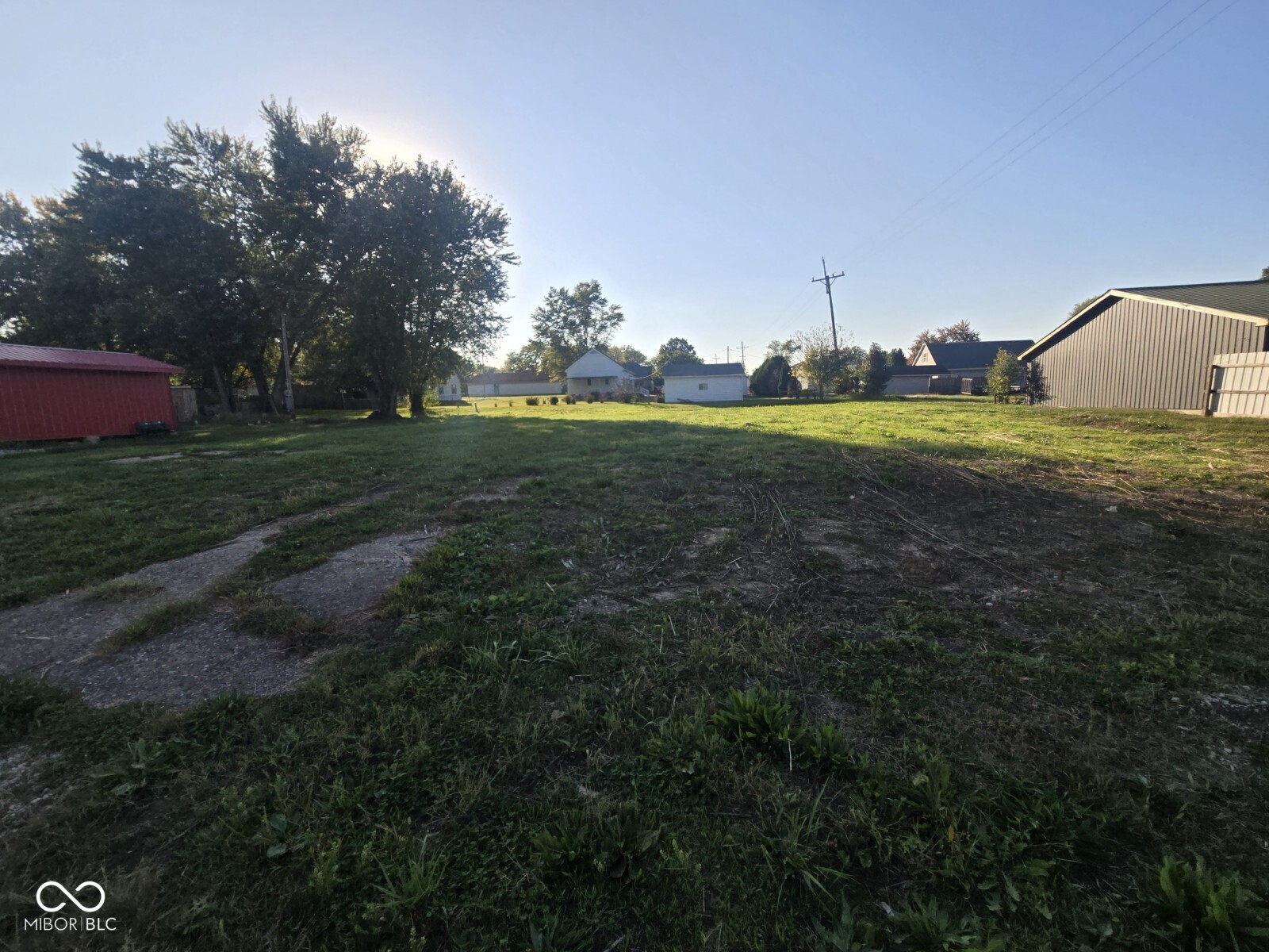 6 8th Street Northwest Linton, IN 47441 - Photo 2 of 4
