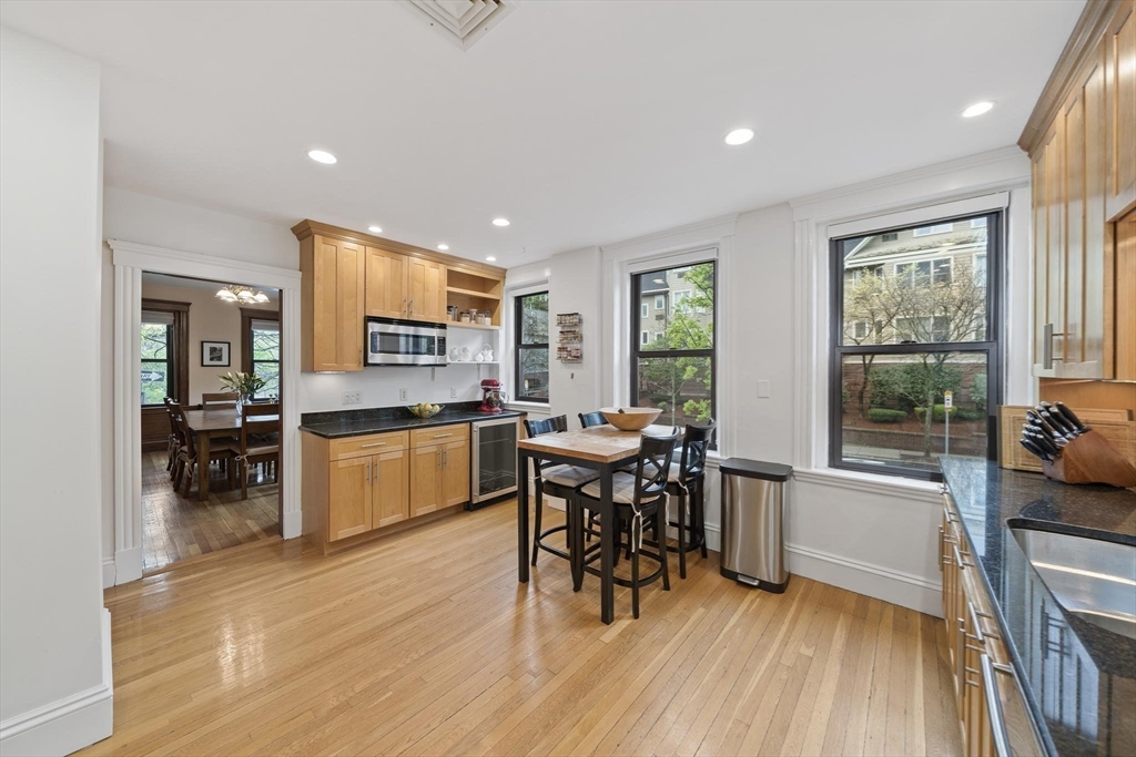 4 Fairbanks Street, Unit 2 Brookline, MA 02446 - Photo 11 of 35