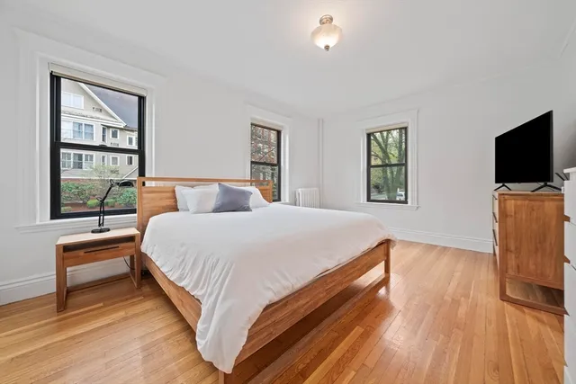 $1,399,000 | 4 Fairbanks Street, Unit 2, Brookline, MA 02446