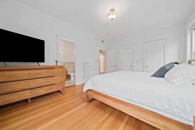 $1,399,000 | 4 Fairbanks Street, Unit 2, Brookline, MA 02446