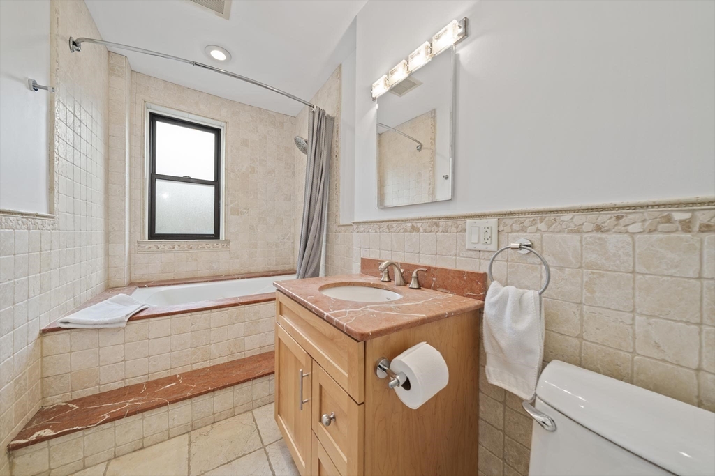 4 Fairbanks Street, Unit 2 Brookline, MA 02446 - Photo 15 of 35