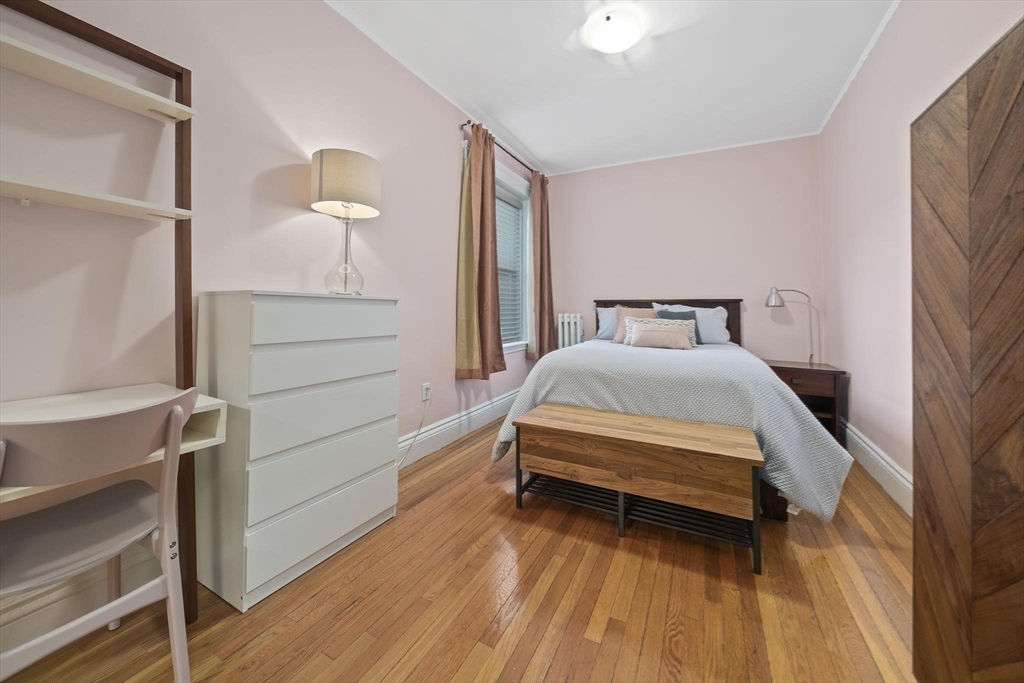 4 Fairbanks Street, Unit 2 Brookline, MA 02446 - Photo 20 of 35