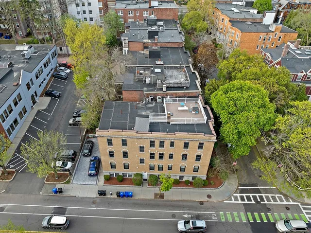 $1,399,000 | 4 Fairbanks Street, Unit 2, Brookline, MA 02446