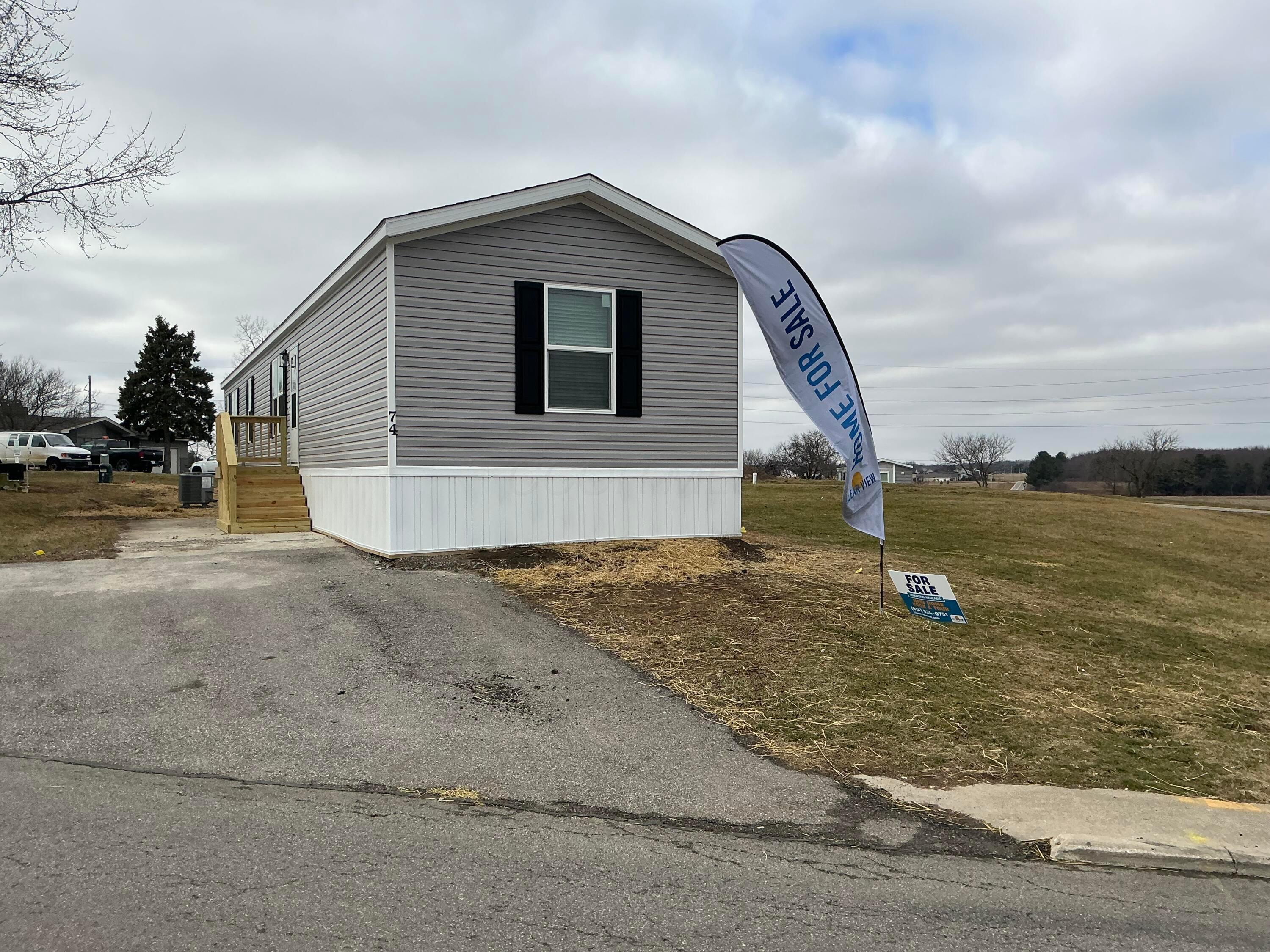 1330 Hanover Road, Unit 74 Delaware, OH 43015 - Photo 2 of 18 IMG_1357
