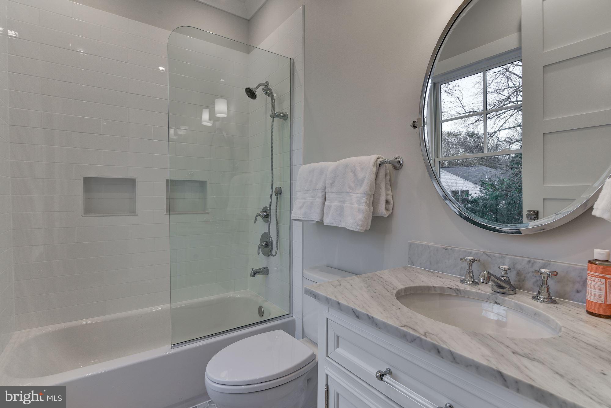 5319 Yorktown Road Bethesda, MD 20816 - Photo 24 of 34 Gallery Image 24