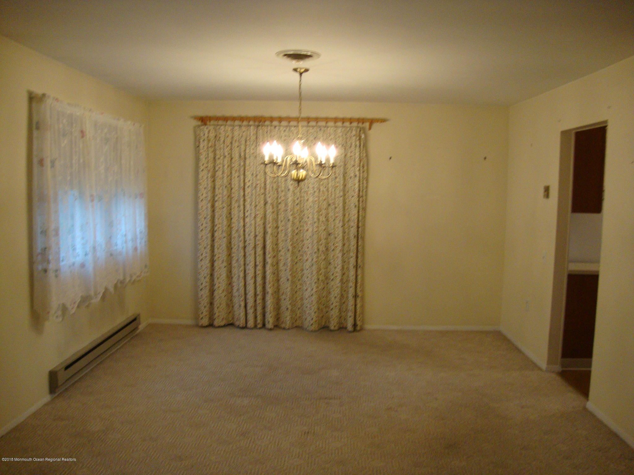 46 Hummingbird Lane Whiting, NJ 08759 - Photo 6 of 14 46 Hummingbird 010