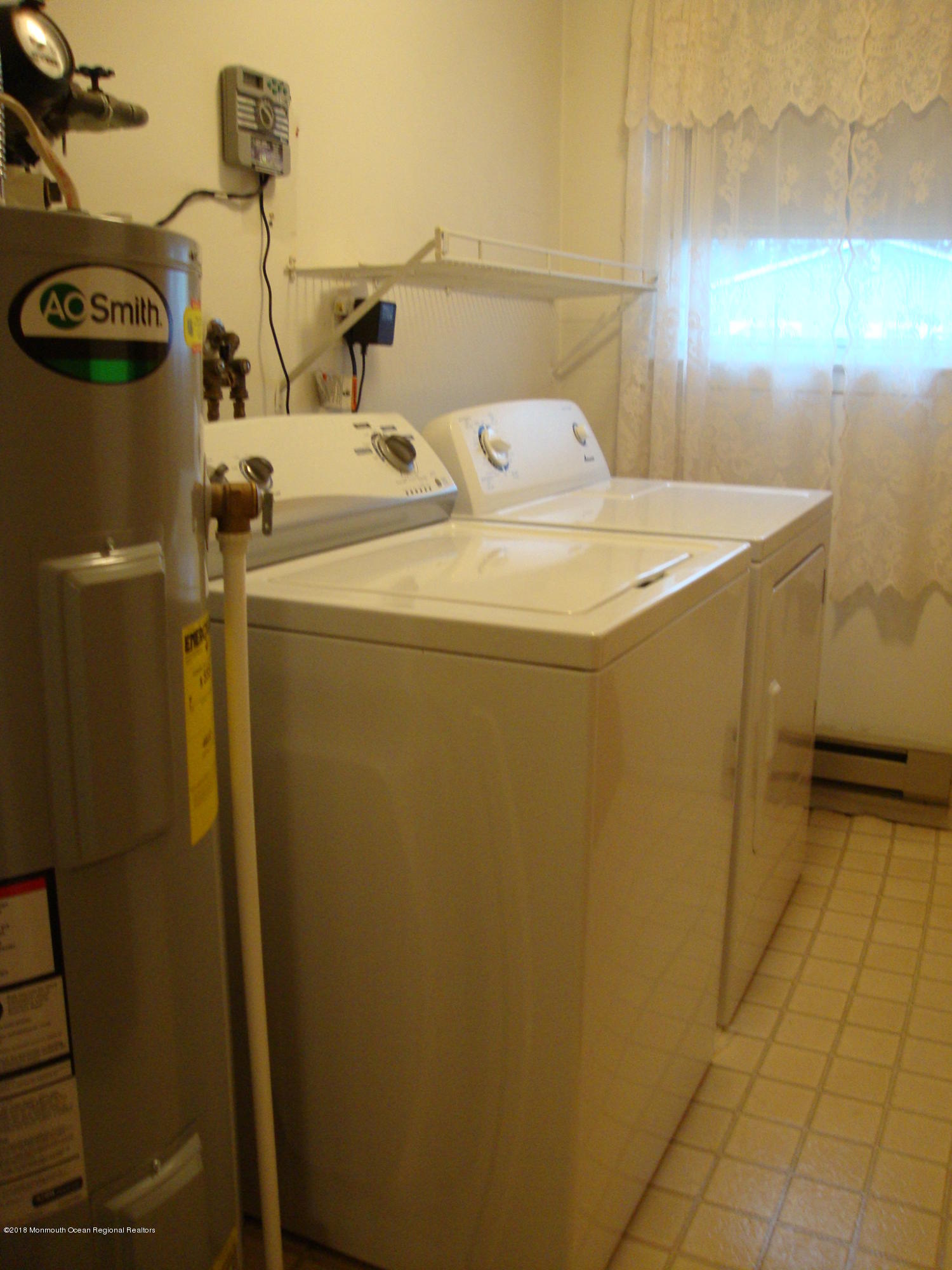 46 Hummingbird Lane Whiting, NJ 08759 - Photo 8 of 14 46 Hummingbird 023