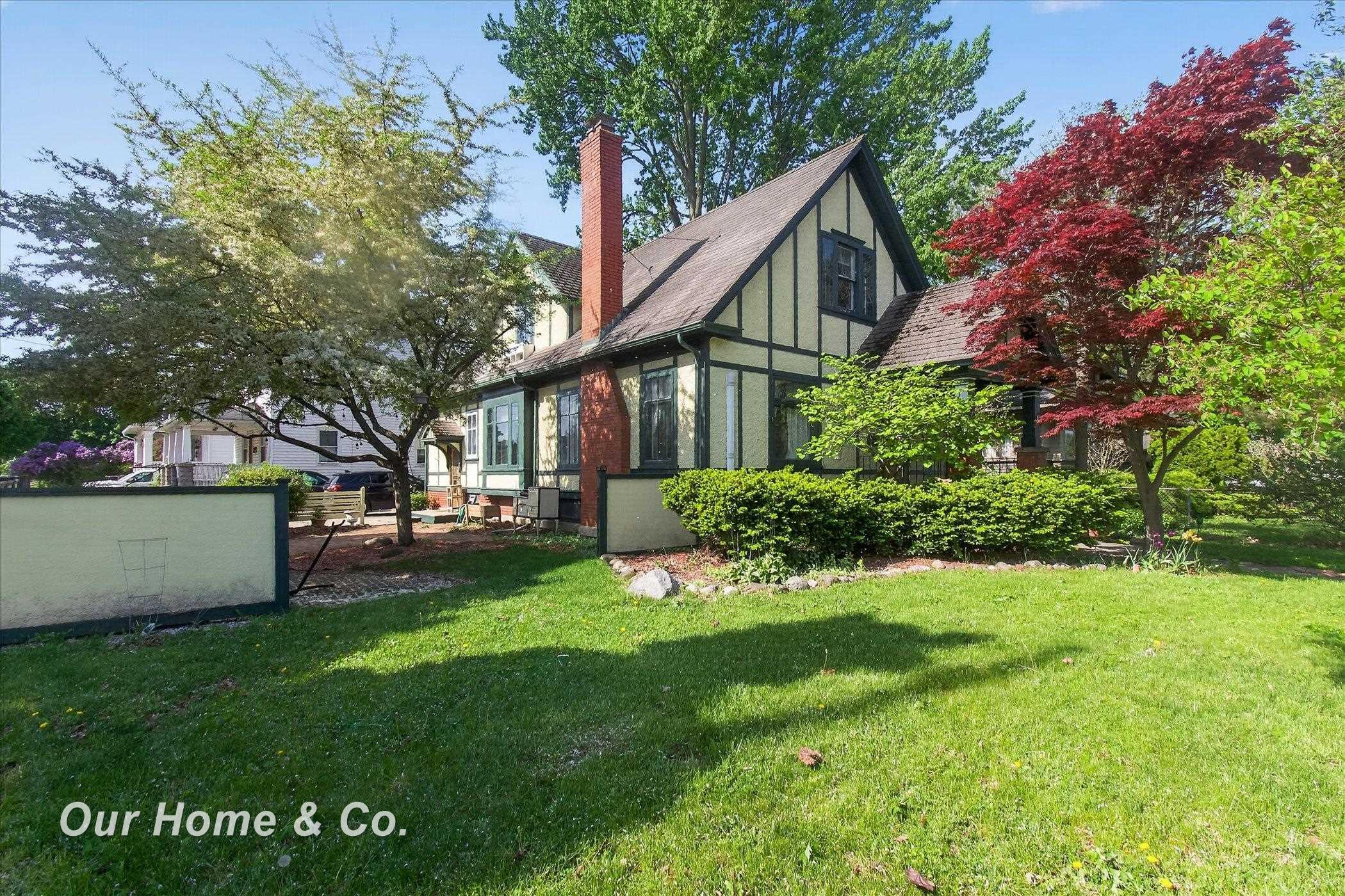 1872 McKinley Avenue Bay City, MI 48708 - Photo 2 of 63