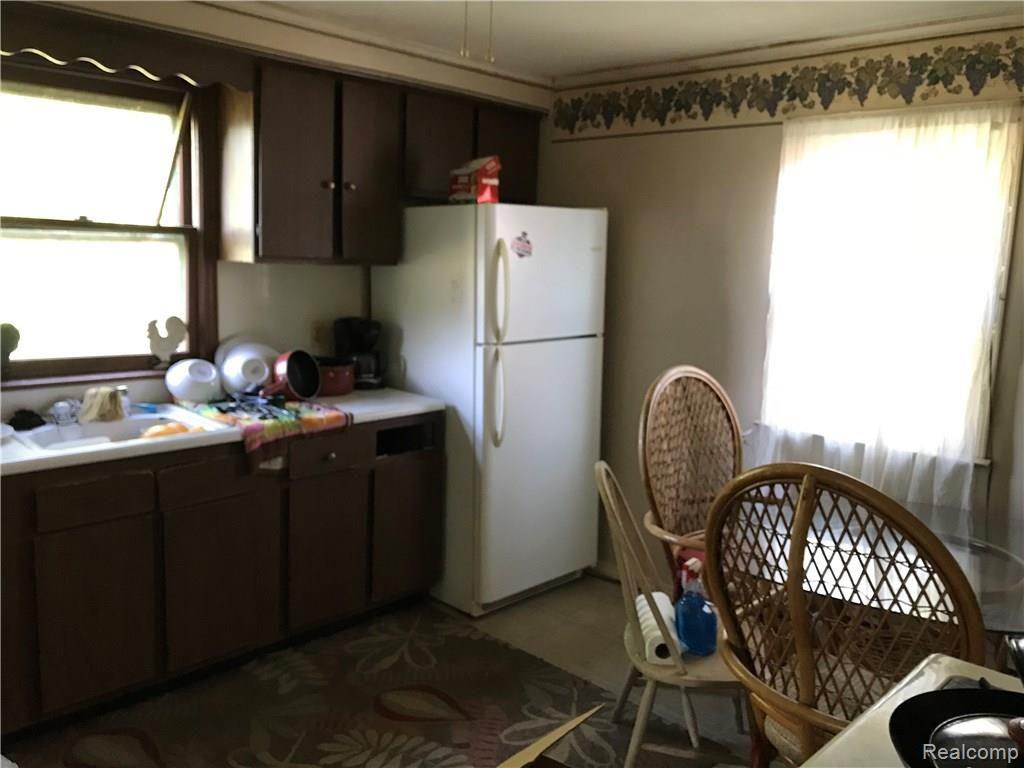 4382 Dixon Road Newport, MI 48166 - Photo 5 of 11 Photo Aug 01, 5 55 45 PM.jpg