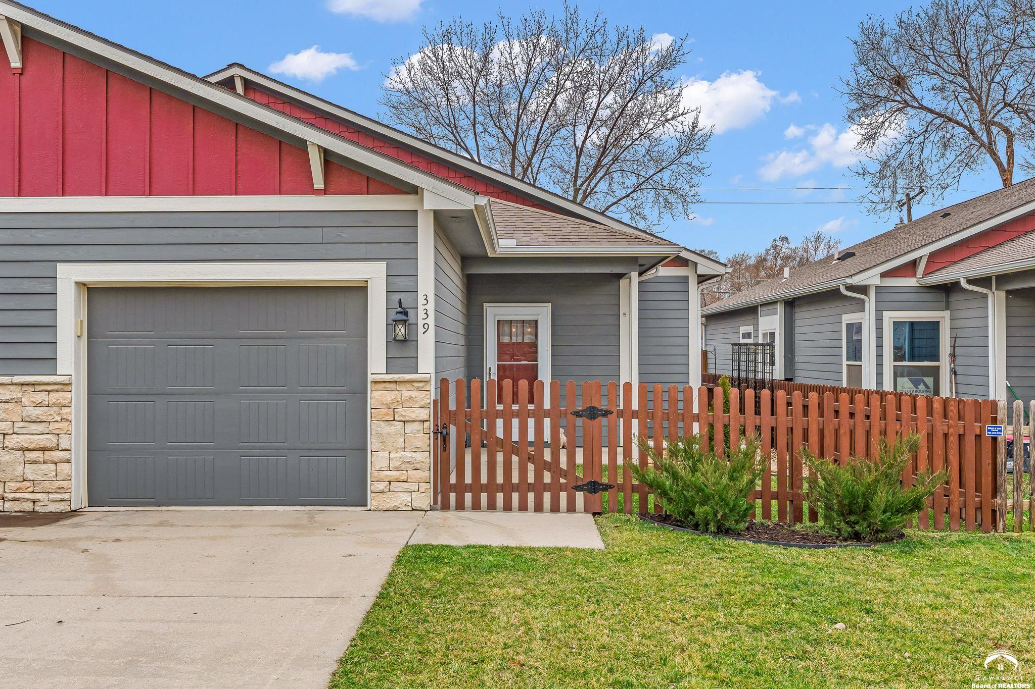339 Florida Street Lawrence, KS 66044 - Photo 1 of 34
