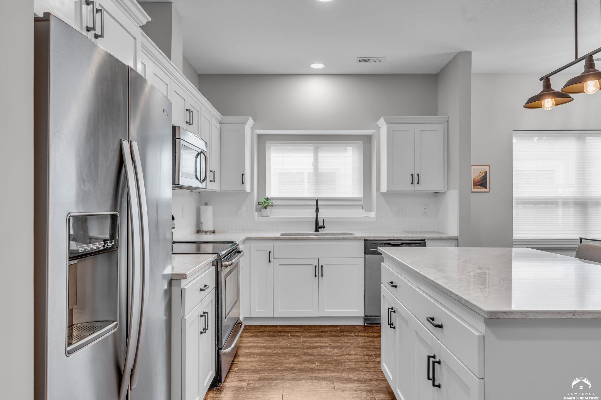 339 Florida Street Lawrence, KS 66044 - Photo 13 of 34